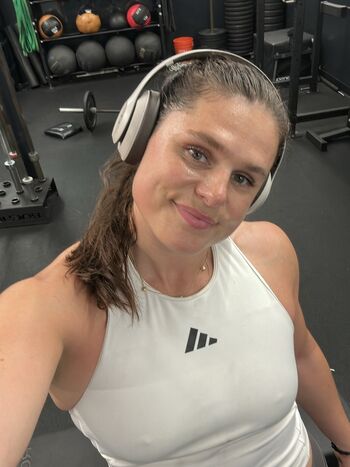 Full leaked Ilona maher page private onlyfans photo