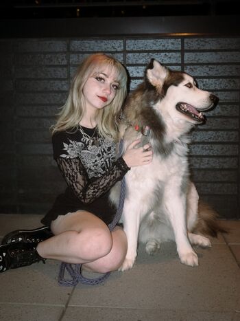 Full leaked Iluvmeww page private onlyfans photo