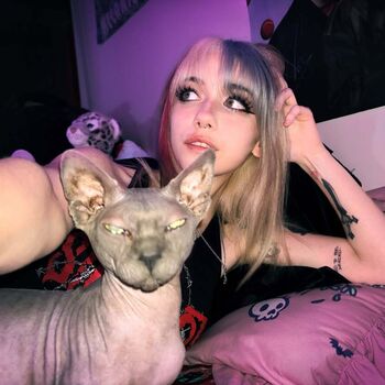 Full leaked Iluvmeww page private onlyfans photo