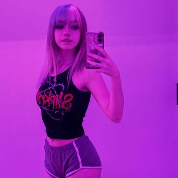 Full leaked Iluvmeww page private onlyfans photo