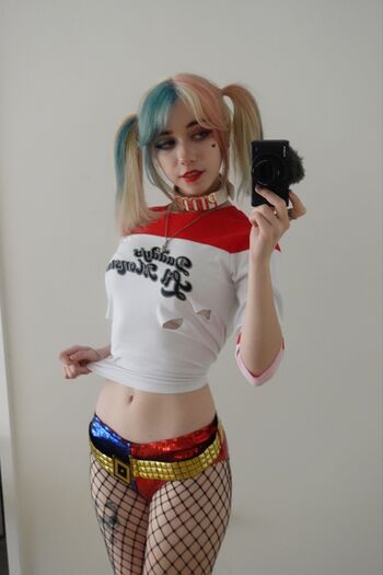 Full leaked Iluvmeww page private onlyfans photo