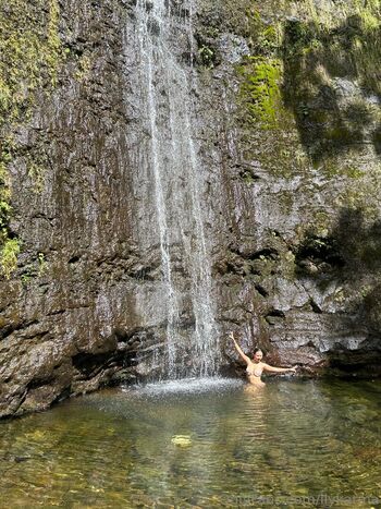 Full leaked Ilykarma private onlyfans photo