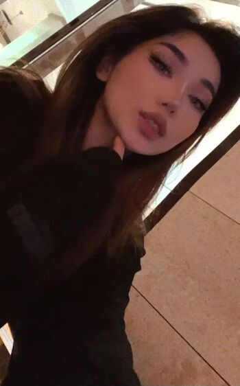 Full leaked Iminako private onlyfans photo