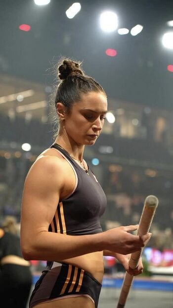 Full leaked Imogen ayris page private onlyfans photo