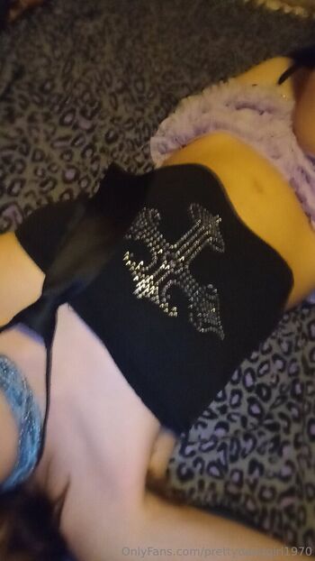 Full leaked Imprettydeadgirl private onlyfans photo