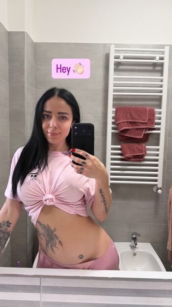Full leaked Imviolet private onlyfans photo