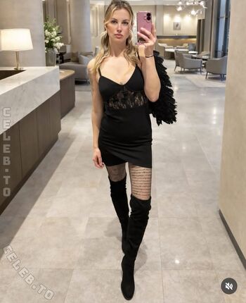 Full leaked Inaacoladaa private onlyfans photo