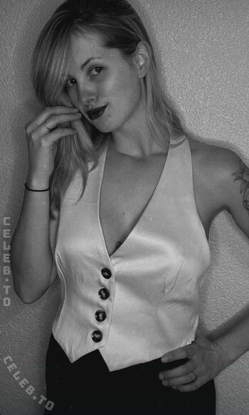 Full leaked Inaacoladaa private onlyfans photo