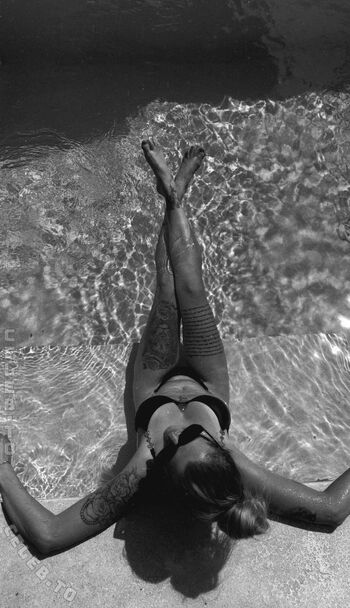 Full leaked Inaacoladaa private onlyfans photo