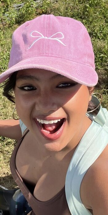 Full leaked Indonesian girls  page private onlyfans photo