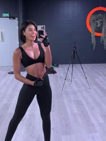 Full leaked Ines loucif private onlyfans photo