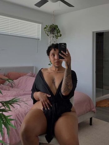 Full leaked Inherbedroomm private onlyfans photo