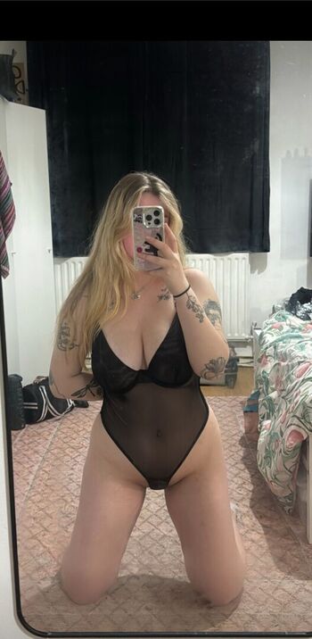 Full leaked Invisiblestring private onlyfans photo