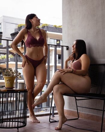 Full leaked Iranaguila page private onlyfans photo