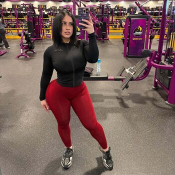 Full leaked Ireeneechaaveez private onlyfans photo