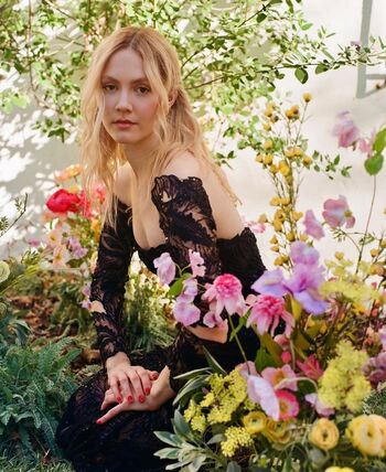 Full leaked Iris apatow page private onlyfans photo