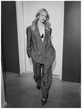 Full leaked Iris apatow page private onlyfans photo