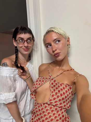 Full leaked Iris law private onlyfans photo