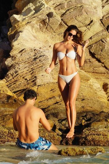 Full leaked Iris mittenaere  page private onlyfans photo