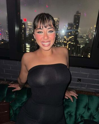 Full leaked Irismulas private onlyfans photo