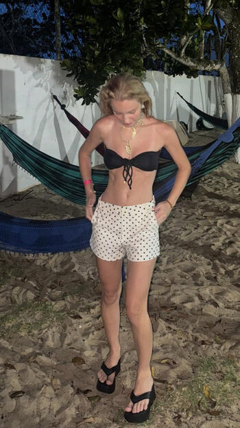 Full leaked Isa milan private onlyfans photo