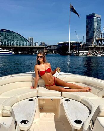 Full leaked Isabella czarnocki private onlyfans photo