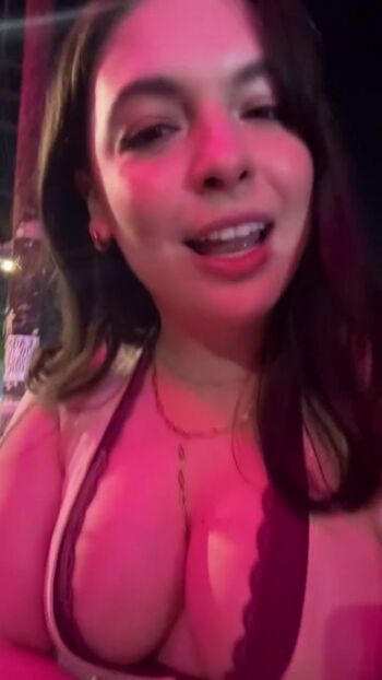 Full leaked Isabella gomez private onlyfans photo