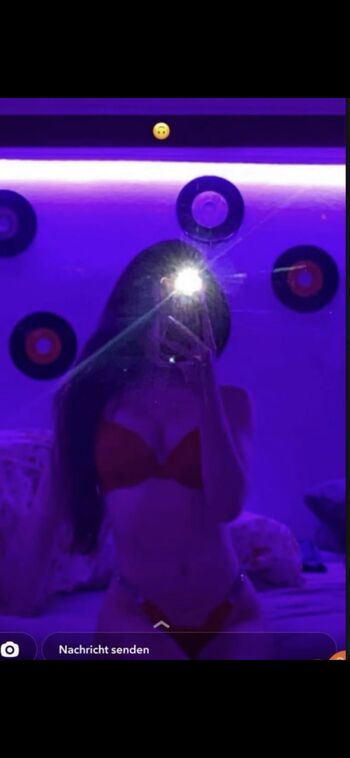 Full leaked Isabelle dze private onlyfans photo