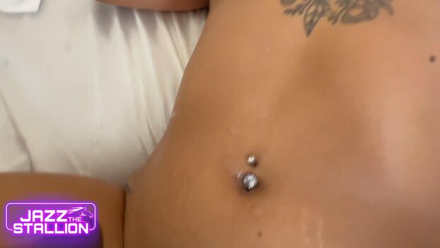 Full leaked Isiah maxwell private onlyfans photo