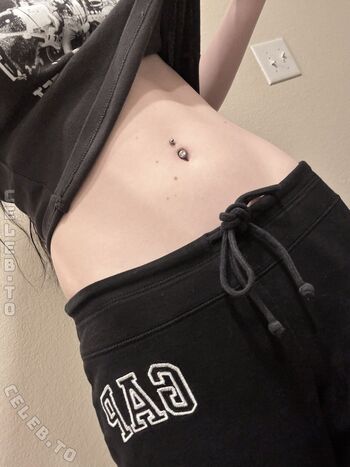 Full leaked Isizzly page private onlyfans photo