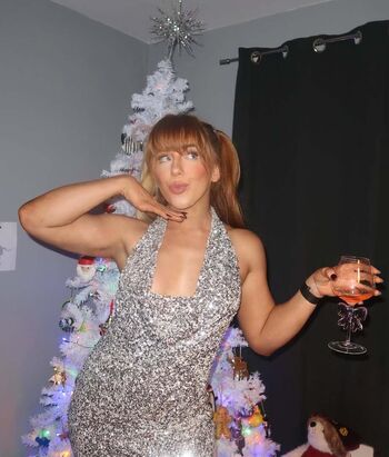 Full leaked Isla dawn page private onlyfans photo