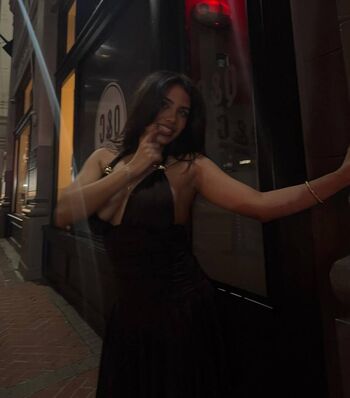 Full leaked Itsauraaaa private onlyfans photo