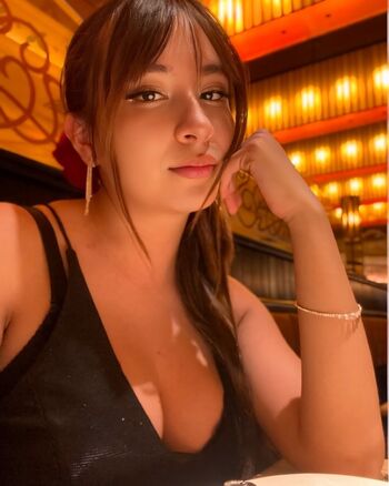 Full leaked Itsbee mx private onlyfans photo