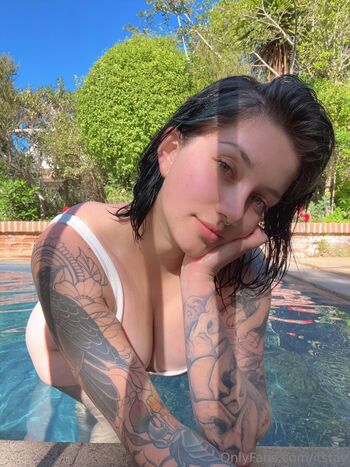 Full leaked Itsfay fay sg fay suicide girl private onlyfans photo