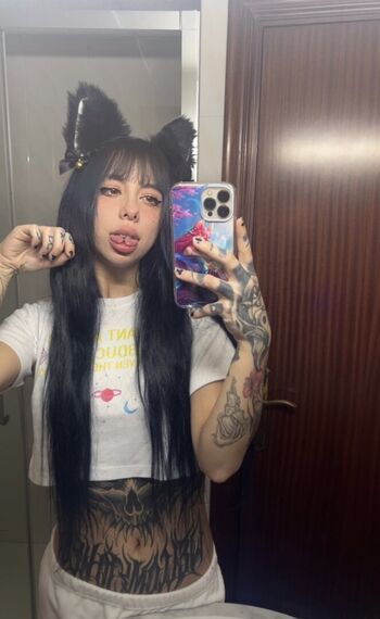 Full leaked Itshalyeen private onlyfans photo