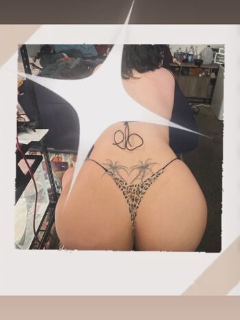 Full leaked Itsjaxyyjay private onlyfans photo