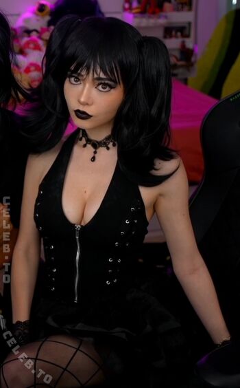 Full leaked Itskatchii private onlyfans photo