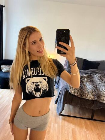 Full leaked Itsmaddyfox private onlyfans photo