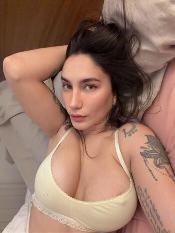 Full leaked Itsmedalia private onlyfans photo
