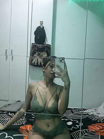 Full leaked Itsmereesee page private onlyfans photo