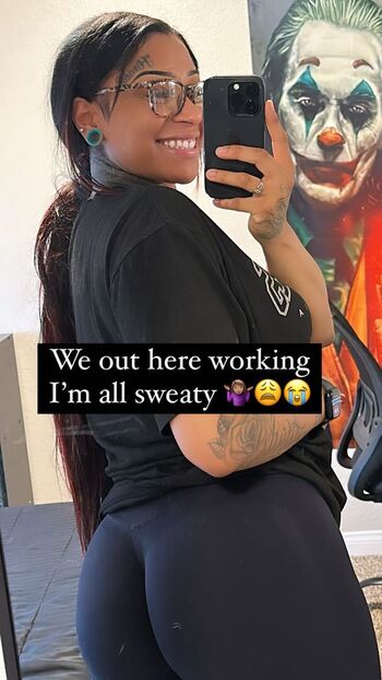 Full leaked Itstaytaybaybee page private onlyfans photo