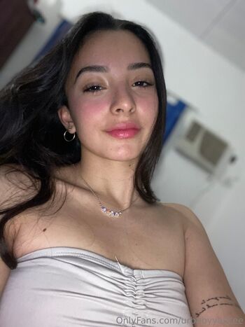 Full leaked Itsurbabyalice private onlyfans photo