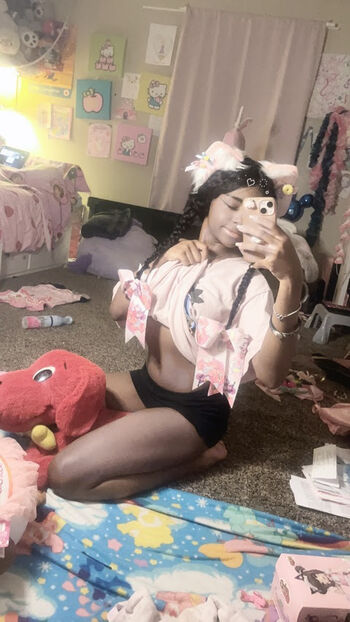 Full leaked Ittlevil private onlyfans photo