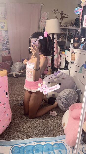 Full leaked Ittlevil private onlyfans photo