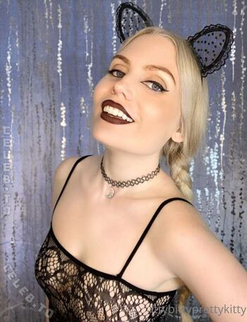 Full leaked Ittybittyprettykitty page private onlyfans photo