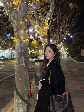 Full leaked Itzy all in us page private onlyfans photo