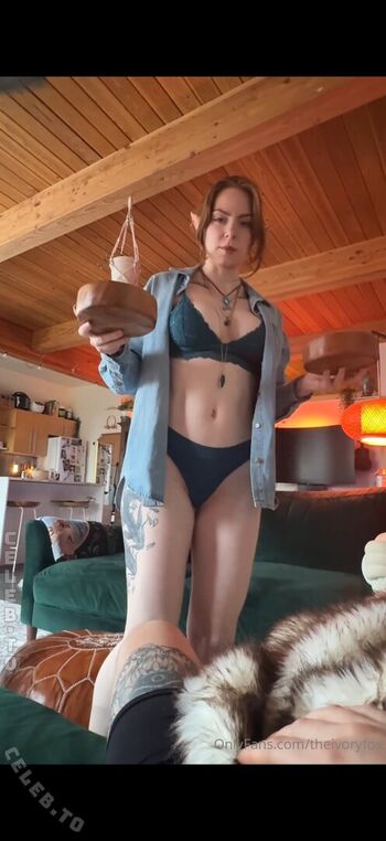 Full leaked Ivory fox private onlyfans photo