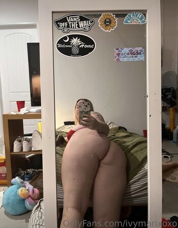 Full leaked Ivymarixoxo private onlyfans photo