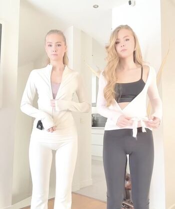 Full leaked Iza and elle cryssanthander private onlyfans photo