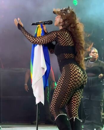 Full leaked Iza cantora page private onlyfans photo